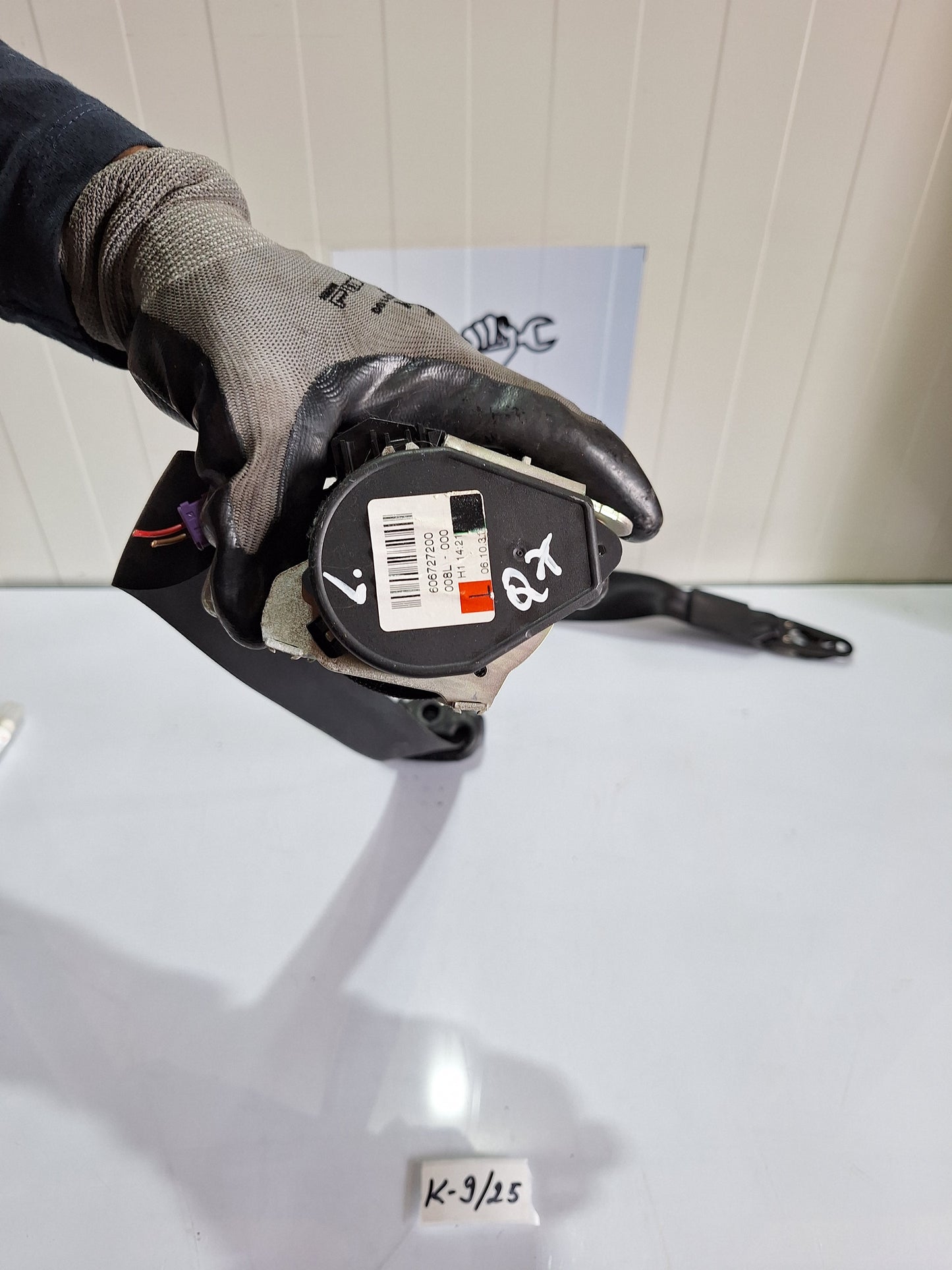 Prednji lijevi pojas audi q7 4l