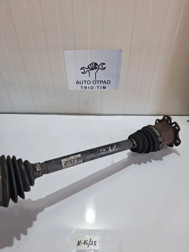 prednja leva poluosovina audi a6 4f c6 4f0407271J