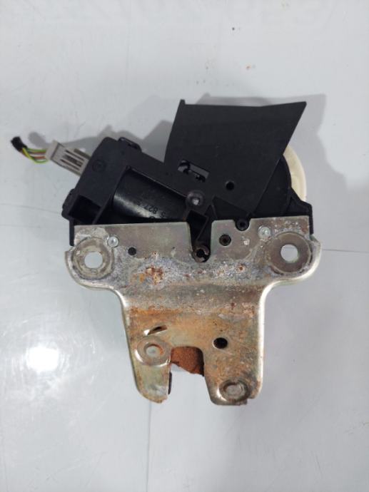 Brava gepeka audi a5 8t 4f5827505D