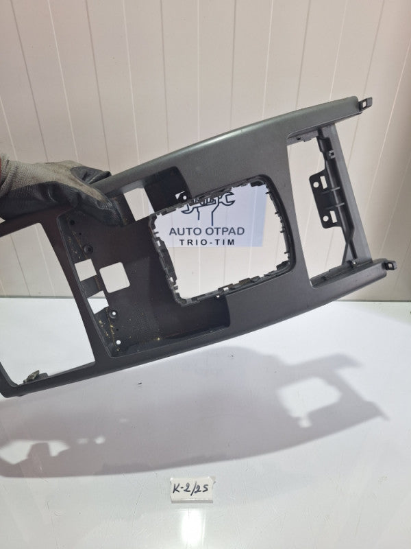 Srednja konzola audi a6 4f c6 4f1864261