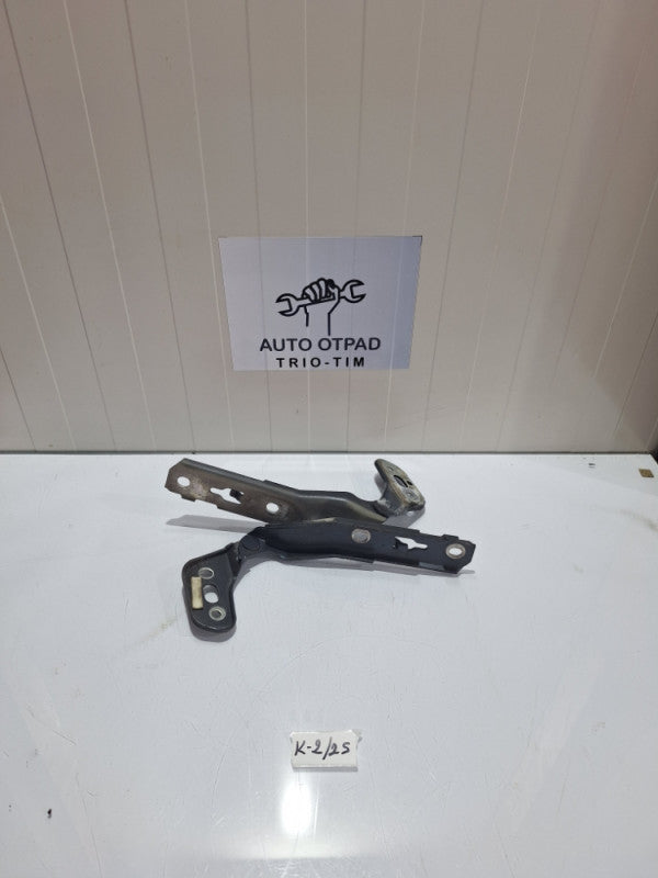Nosac drzac prednje haube audi a6 4f c6