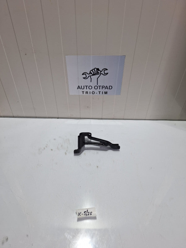 Nosaci nosac pumpe visokog pritiska audi a6 4f c6 059130163e