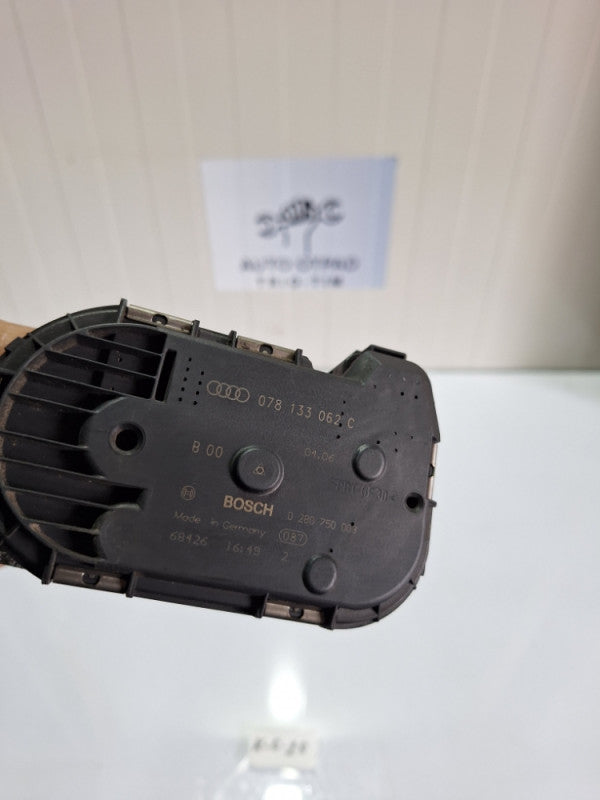 Klapna gasa audi a6 4f c6 2.4 v6 078133062C