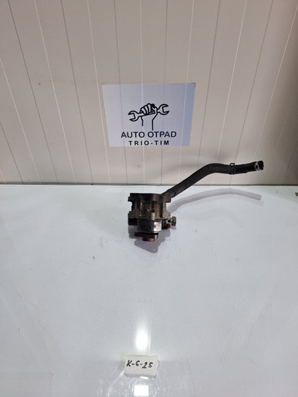 Servo pumpa audi a6 4f c6 2.4 v6 4f0145155H Audi A6 S6 C6 4F 2006 Front Power Steering Pump
