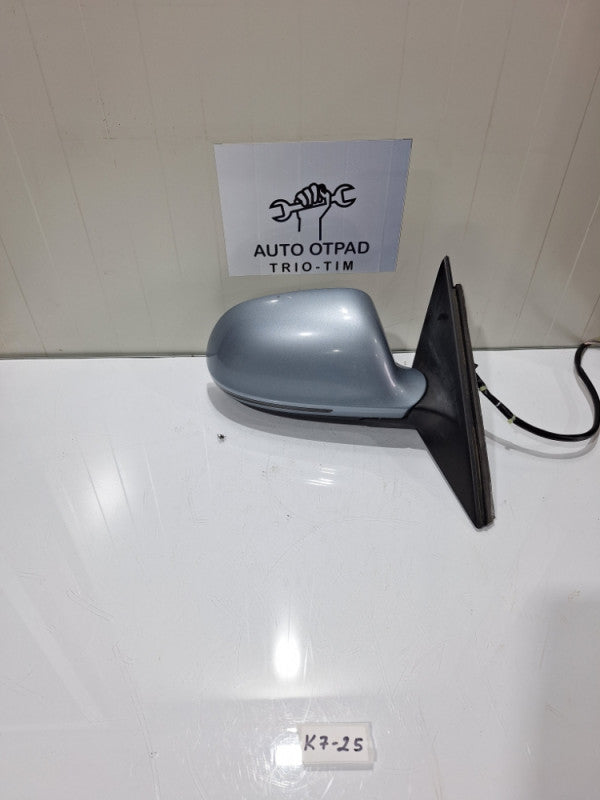 Desni retrovizor audi a4 b8 ly5j plavi 2008 AUDI A4 B8 MIRROR POWER SIDE VIEW DOOR PASSENGER RIGHT SIDE BLUE LY5J