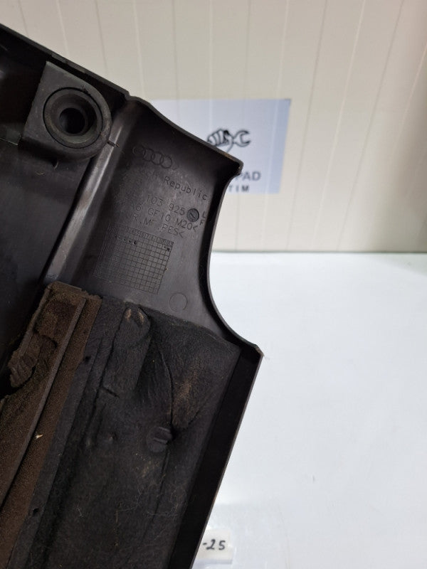 Poklopac motora audi a4 b8 2.0tdi 03l103925L