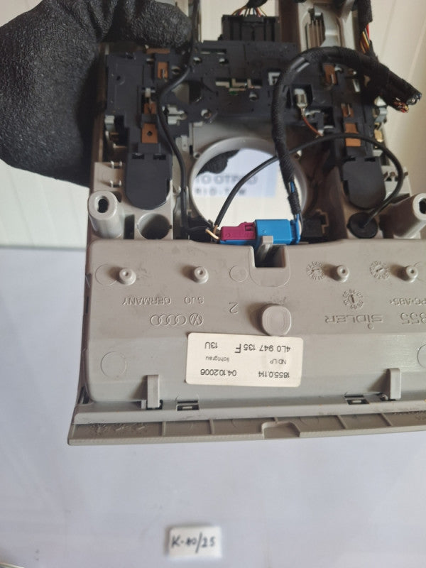 Unutrasnje svjetlo audi q7 4l0947135F