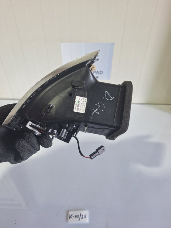 Desna ventilacija audi q7 4l 4l0820902