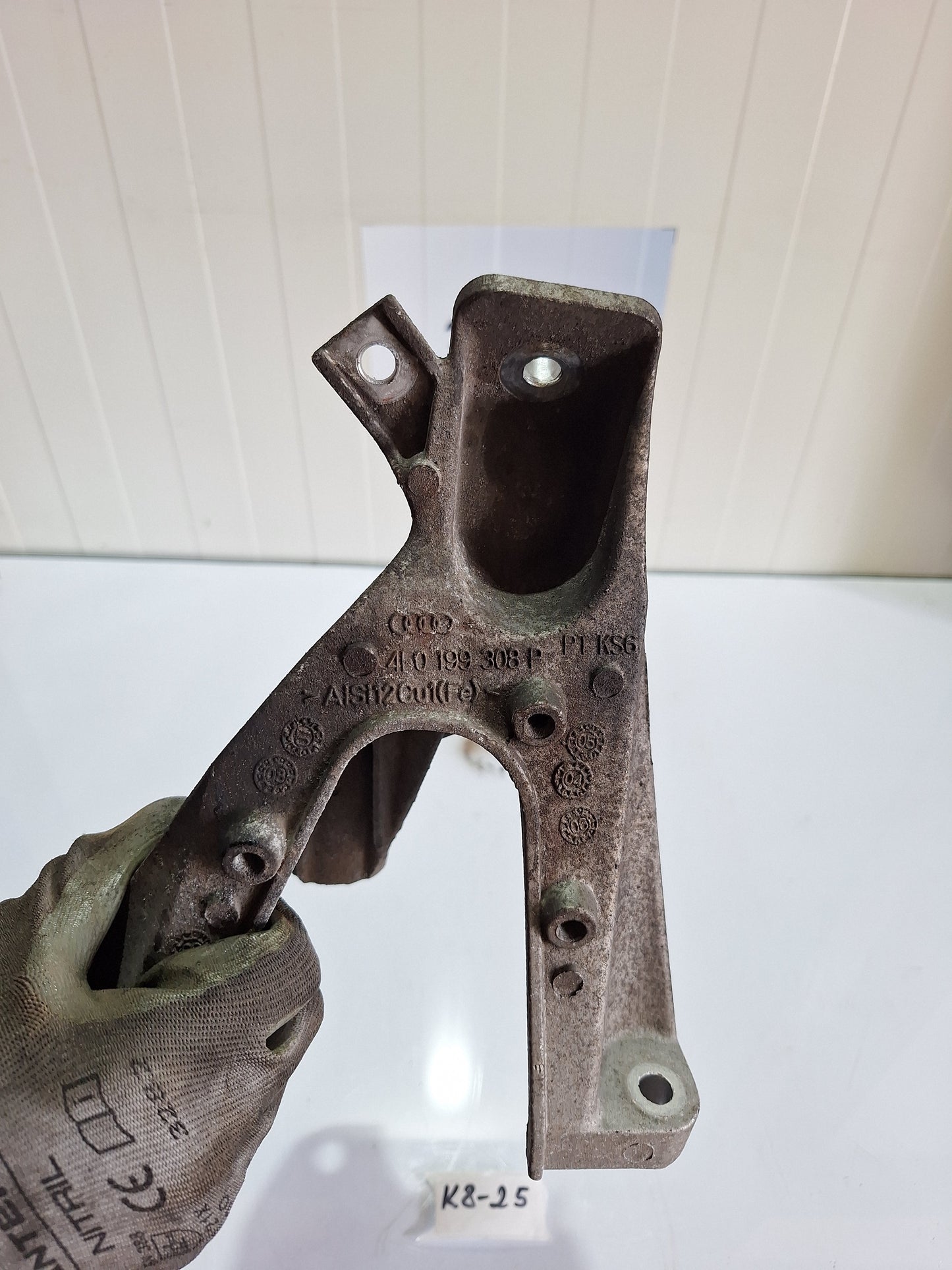 Nosac motora mjenjaca audi a6 4f c6 2.0tdi 2.0 tdi 4l0199308P