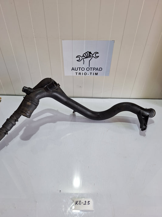 Crijevo vode audi a6 4f c6 2.0tdi 2.0 tdi 03l121071C