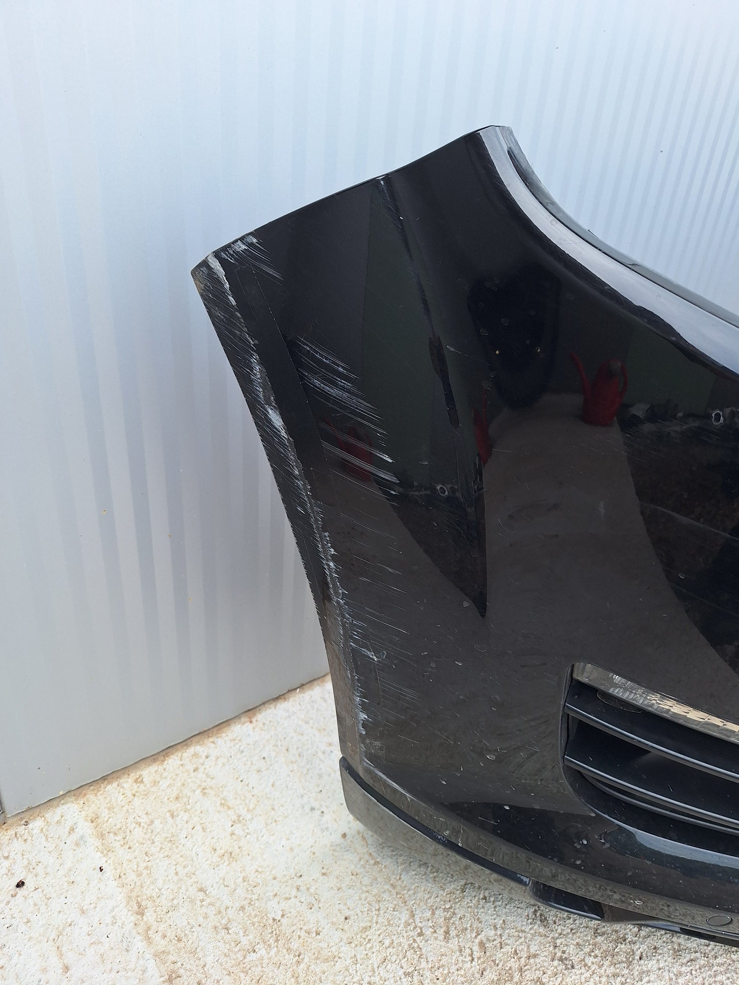 Prednji branik audi q7 crni lz9y