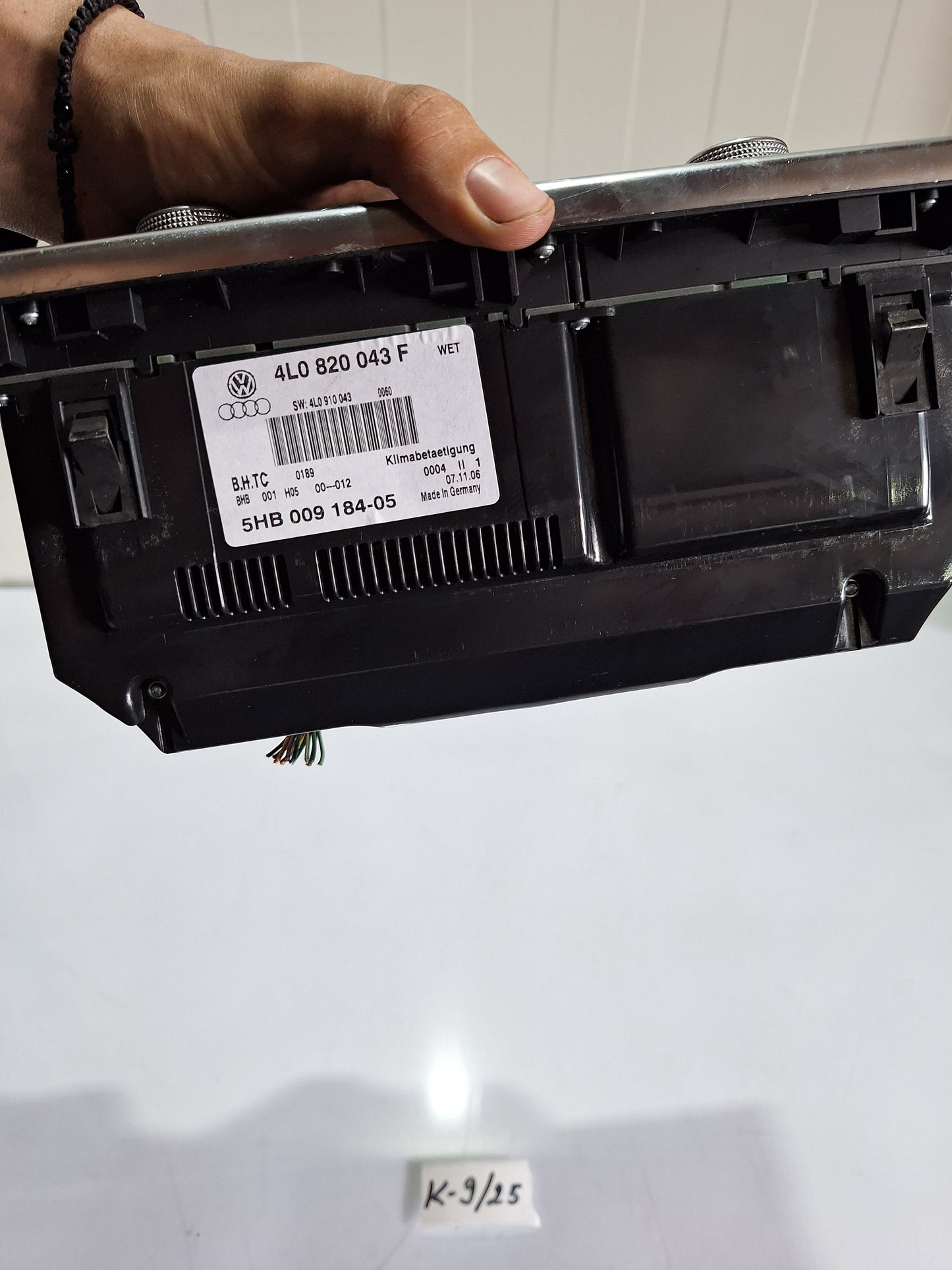 Prekidaci prekidac ac klime audi q7 4L0820043F 2006 AUDI Q7 CLIMATE CONTROL UNIT AC