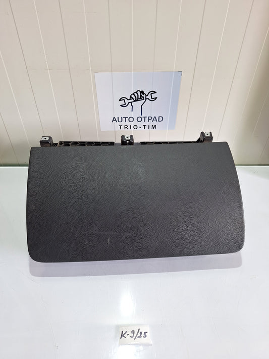 Ladica suvozaca audi q7 4l 4l1857035D Audi Q7 4L 4L1857035D 4L1857104 Front Right Glove Box Storage Compartment