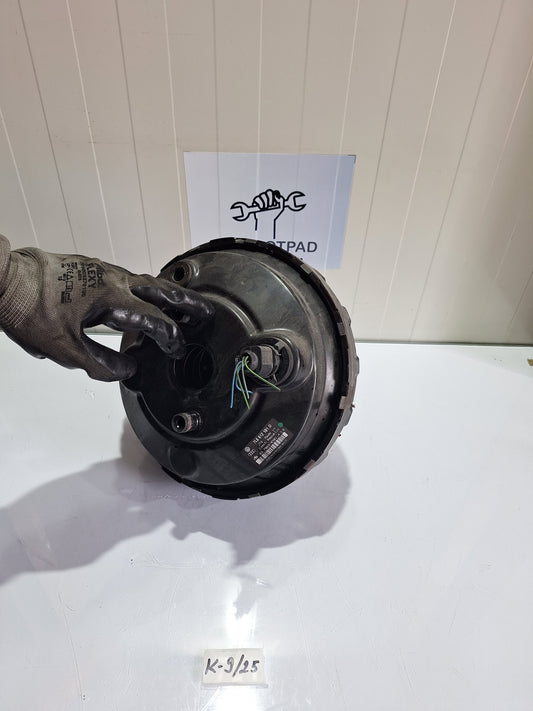 Servo dobos audi q7 4l 3.0tdi 3.0 tdi 7L8612101D