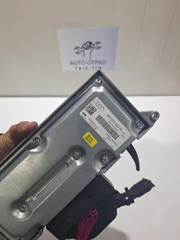 pojacalo audi a6 4f c6 4f0910223M