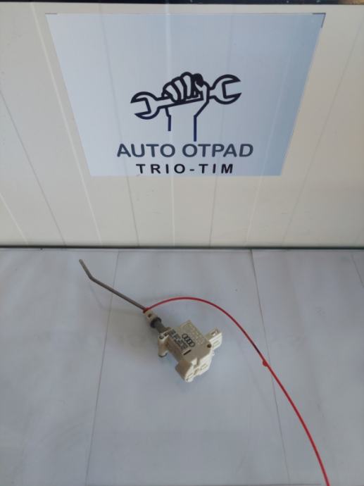 Brava rezervoara audi a3 8p sportbeck 8p4862153