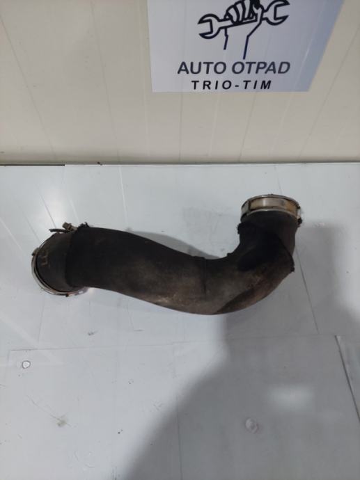 Crijevo interkulera audi a5 8t 3.0tdi 8k0145709e