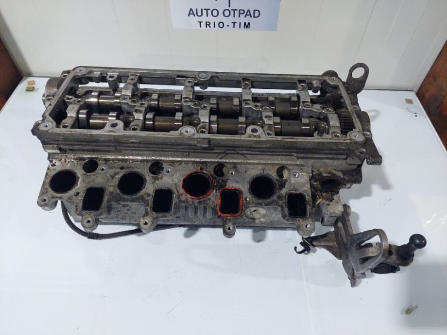 Glava motora audi a3 8p 1.6tdi 1.6 tdi CAY 031103373A