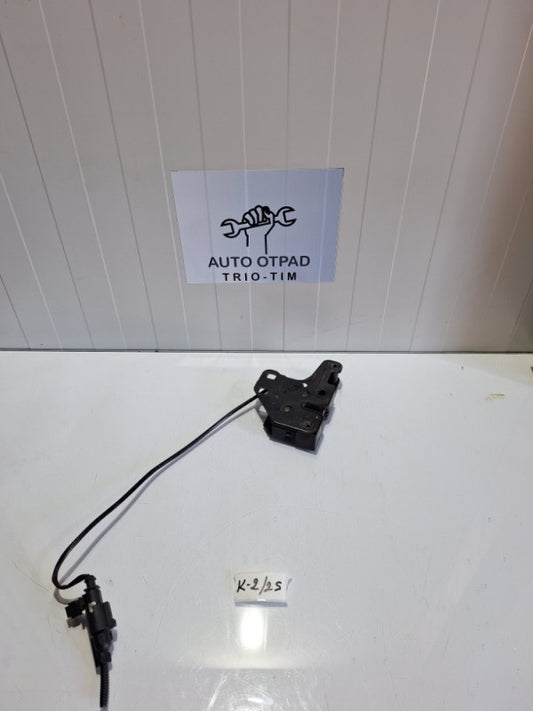 Brava prednje haube audi a6 4f c6