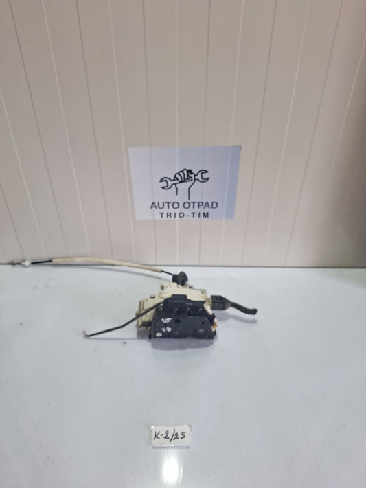 Prednja desna unutrasnja brava audi a6 4f c6 4f1837016