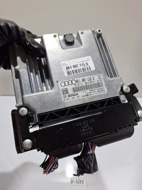 Kompjuter motora audi a4 b8 1.8tfsi 1.8 tfsi 8k1907115D 026120196