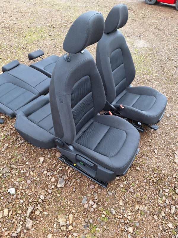 Sjedista sicevi audi a4 b8