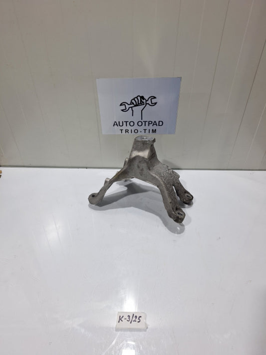 Nosac motora audi a4 b8 1.8tfsi 8k0199308AL