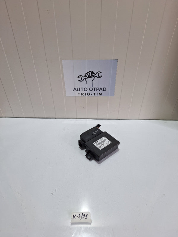 Elektronika rucne kocnice audi a4 b8 8k0907801F