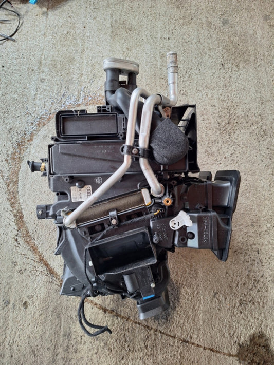Kutija grijanja audi a6 4f c6 4f1820351K