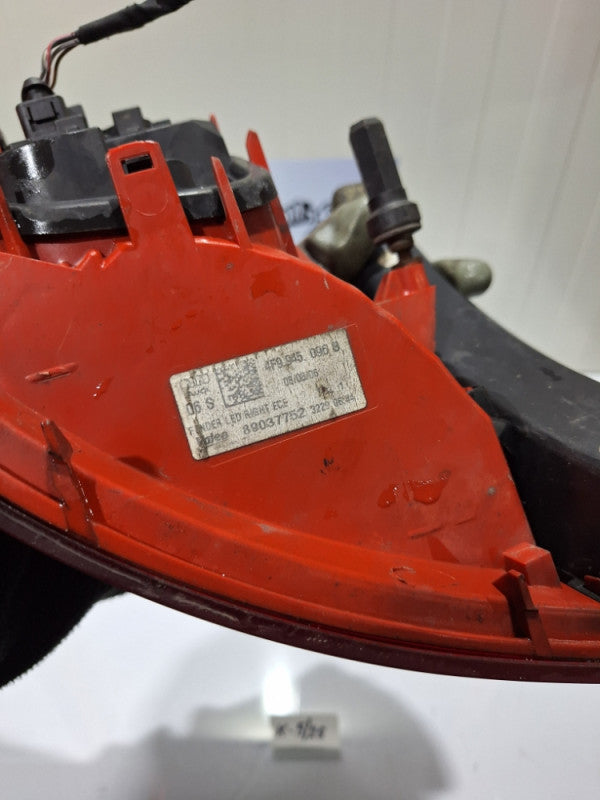 Desno stop svjetlo audi a6 4f c6 karavan led