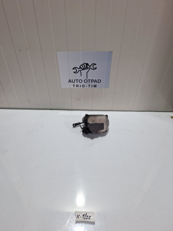 Klapna gasa audi a6 4f c6 3.0tdi 059129086M