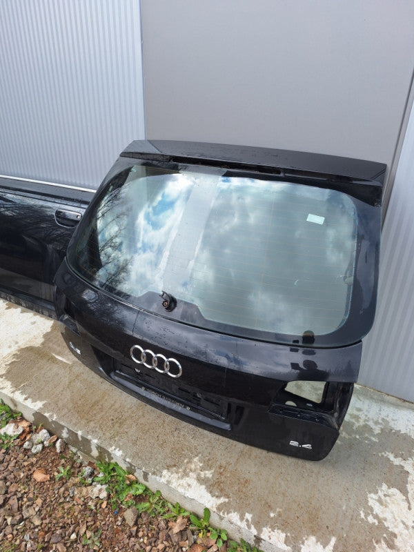 Gepek audi a6 4f c6 crna lz9y 2004-2010