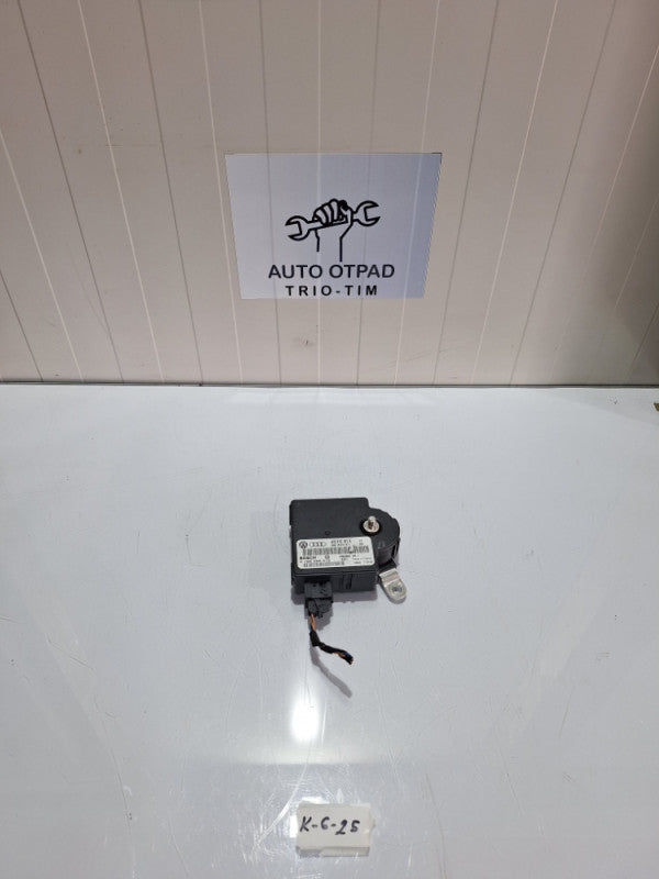 Modul akumulatora audi a6 4f c6 4f0915181A 4F0915181A Power Management Control Unit Audi A6 S6 C6 4F 2006