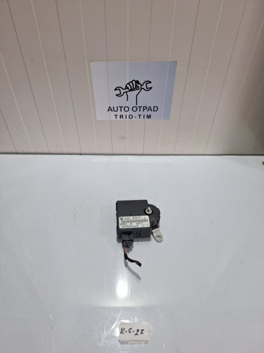 Modul akumulatora audi a6 4f c6 4f0915181A 4F0915181A Power Management Control Unit Audi A6 S6 C6 4F 2006