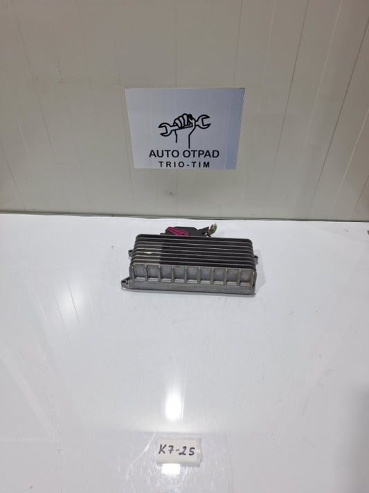 Pojacalo audi a4 b8 8t0035223AB 2009 - 2016 Audi A5 A4 Stereo Audio Radio Amplifier Module 8T0035223AB