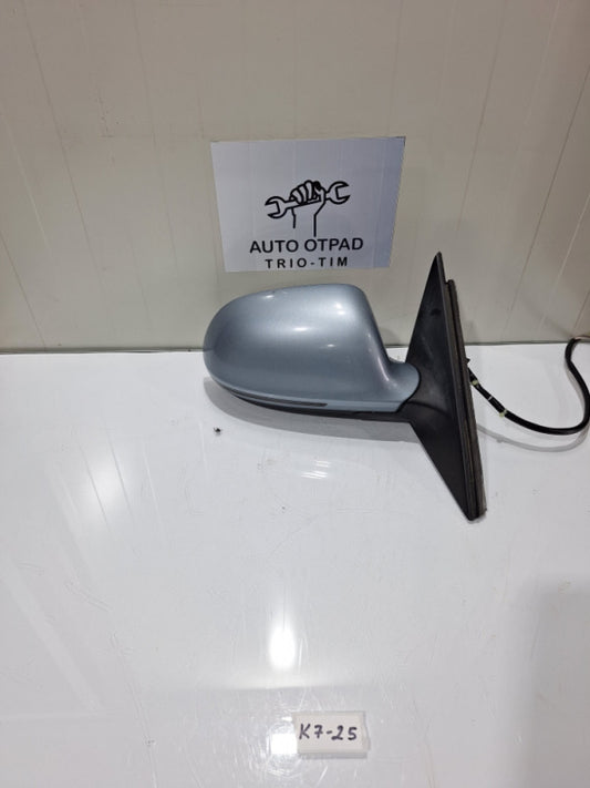 Desni retrovizor audi a4 b8 ly5j plavi 2008 AUDI A4 B8 MIRROR POWER SIDE VIEW DOOR PASSENGER RIGHT SIDE BLUE LY5J