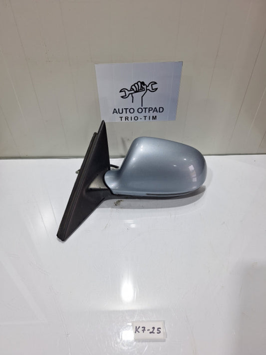 Lijevi retrovizor audi a4 b8 2008 ly5j plavi Audi A4 B8 2.0 TDI Wing Mirror Left Side LHD blue LY5J