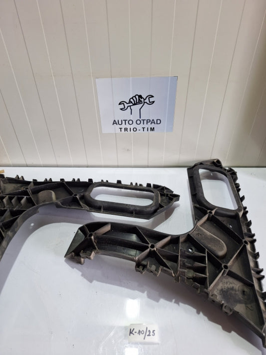 Zadnji nosaci nosac branika audi q7 4l