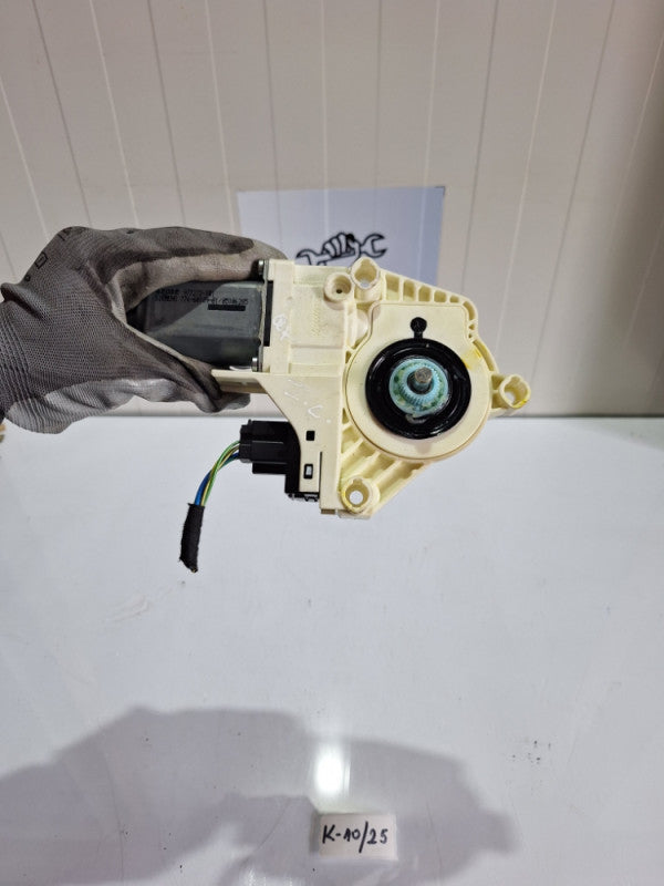 Zadnji lijevi motoric motor podizaca q7 4l 4l0959802b