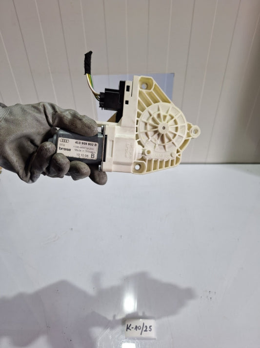 Zadnji lijevi motoric motor podizaca q7 4l 4l0959802b