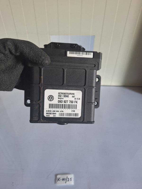 Modul ecu mjenjaca audi q7 4l 09d927750FK