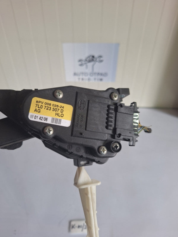 Potenciometar gasa audi q7 4l 7l0723507D