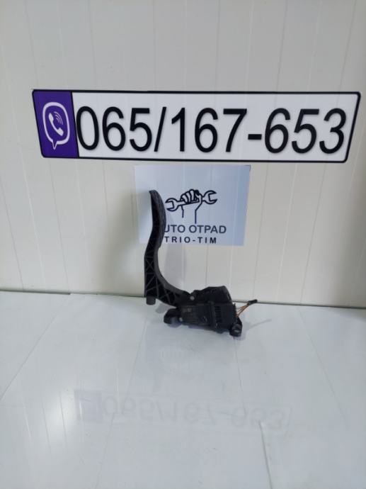 Potenciometar gasa audi a6 4f c6 2.4 v6 4f1721523a